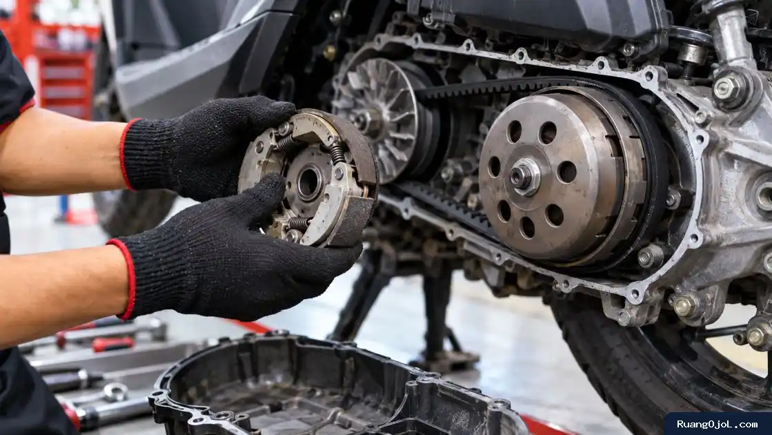 Kenali Gejala Kampas Ganda CVT Motor Matic Mulai Aus