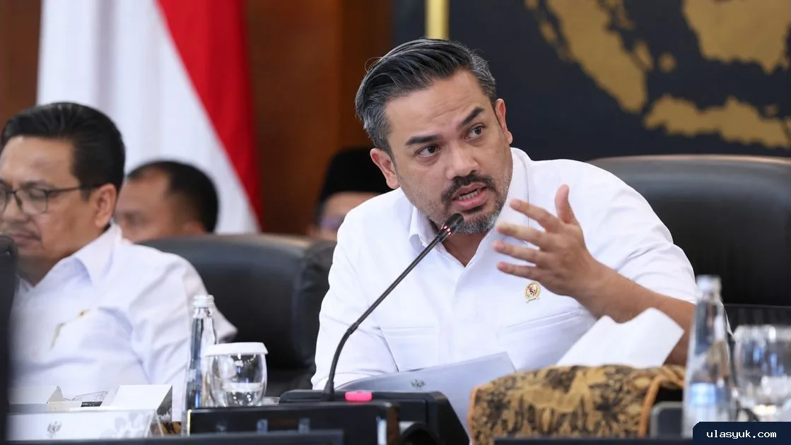 Pejabat pemerintah menyampaikan pembahasan penyaluran bantuan UMKM dalam rapat koordinasi di Jakarta.